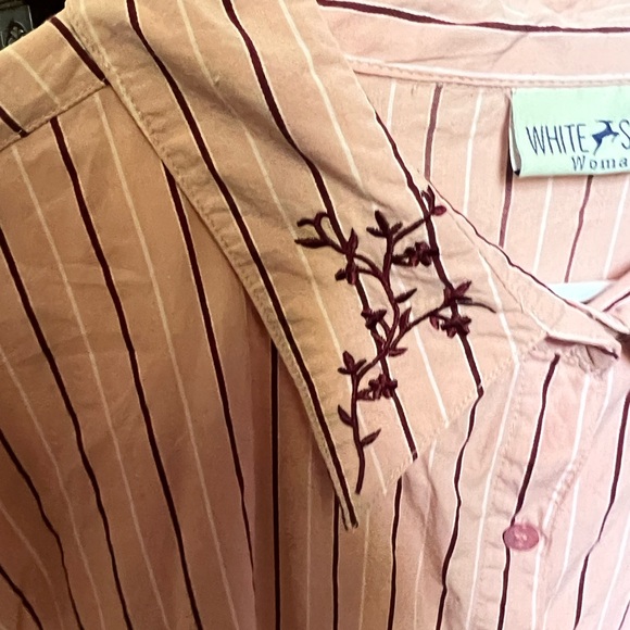 White stag button up shirt, Pink Striped Collard Shirt with embroidery, 22W/24W - Picture 7 of 9